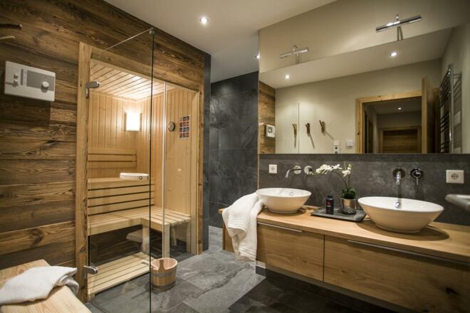 Badezimmer mit Sauna