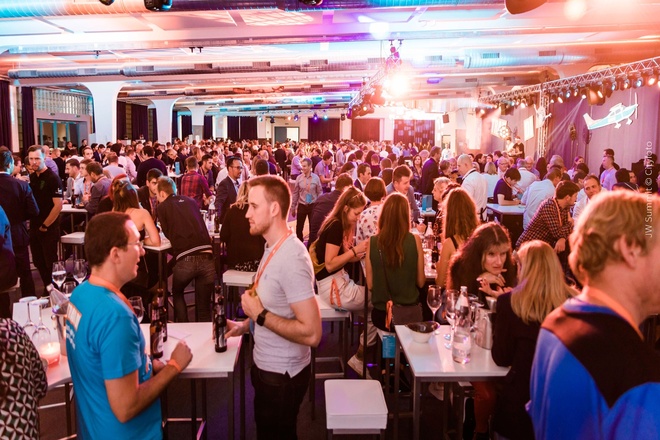 JW Summit © Cityfoto