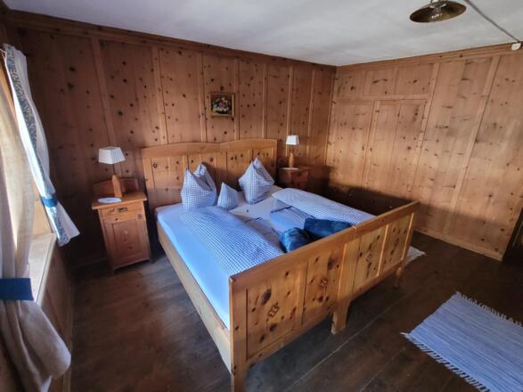 Blaues Schlafzimmer OG (2)