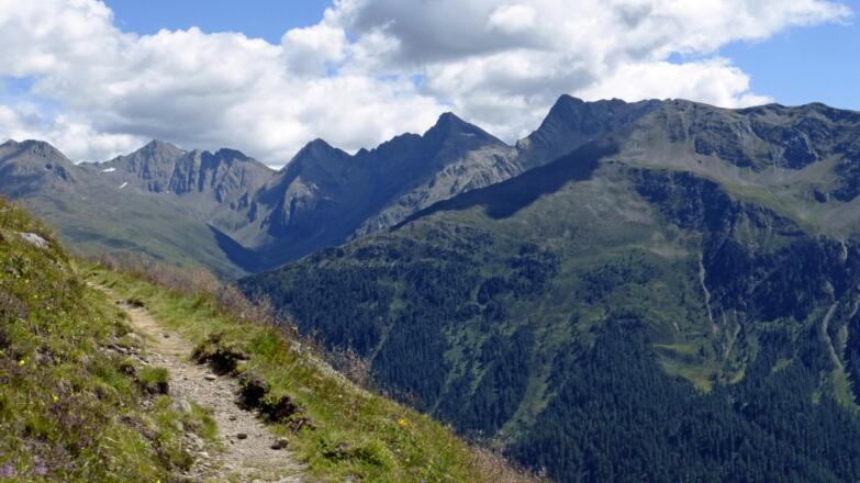 Die Berge im Bereich der Brunnalm