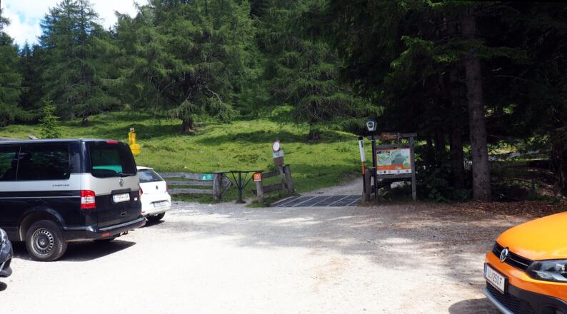 Startpunkt ~1595m vor der Dolomitenhütte