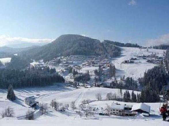 Alpendorf direkt an der Piste