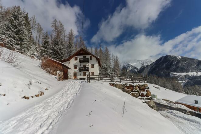 Hausansicht Winter
