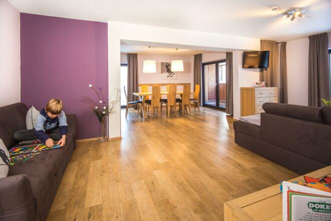 Großzügiger Wohn-Essbereich