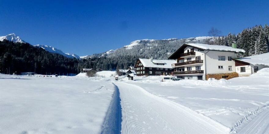 Hausbild Winter