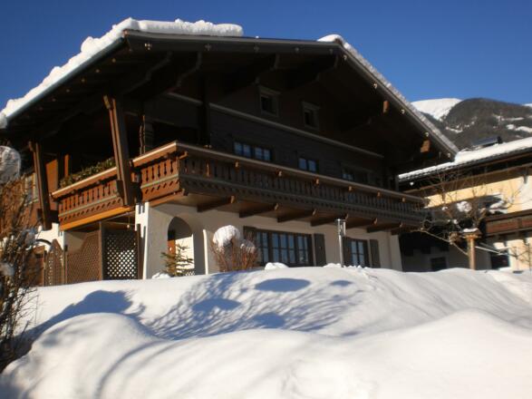 Winterfoto Haus