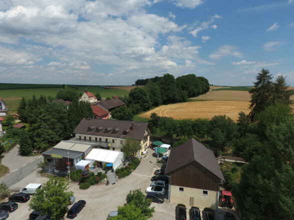 Außenansicht des Fischerhof Fahrenzhausen