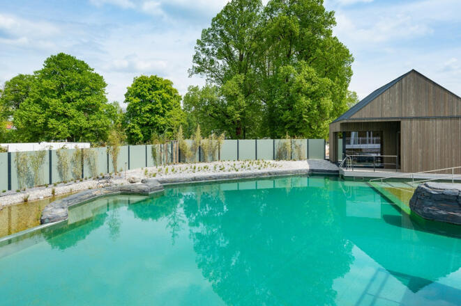 Erlebnisschwimmbad fresch Außenbecken