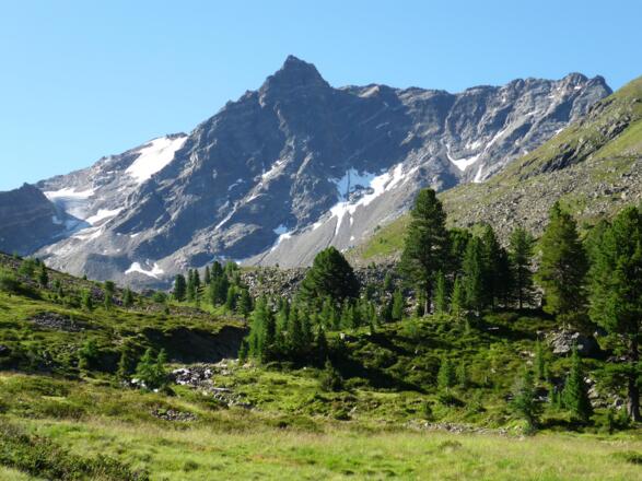 Larstigtal mit Strahlkogel