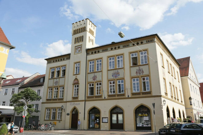 Außenansicht d. Rathauses in Moosburg_web©Landratsamt Freising