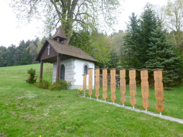 Kapelle mit Totenbrettern in Pillersberg