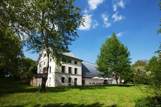 schafhof-outside-kerekes