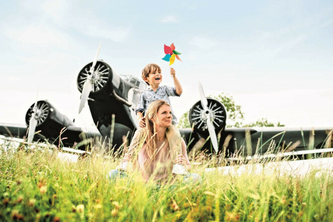 Im Besucherpark Flughafen München mit Oldtimer Flugzeug