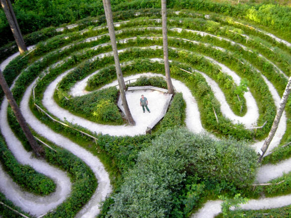 Waldlabyrinth im Walderlebnispfad Freising