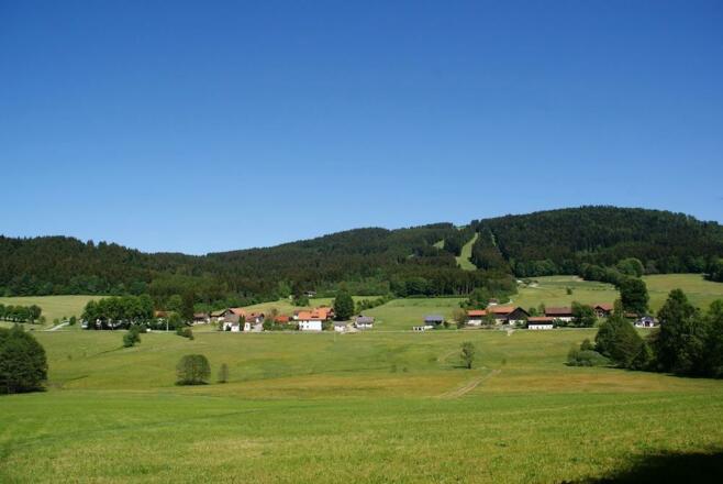 Blick auf Klinglbach mit Pröller