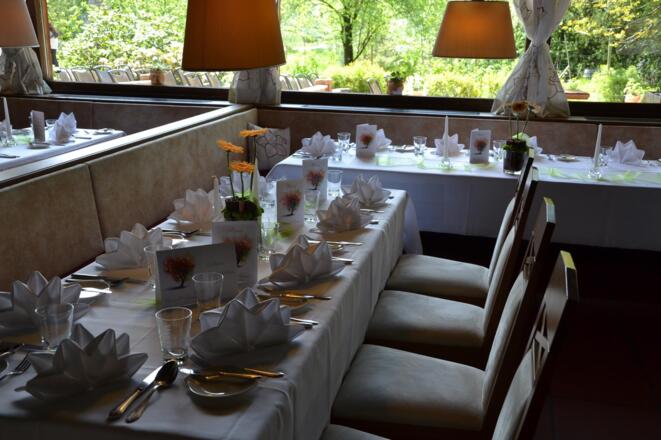 Hochzeitsgesellschaft