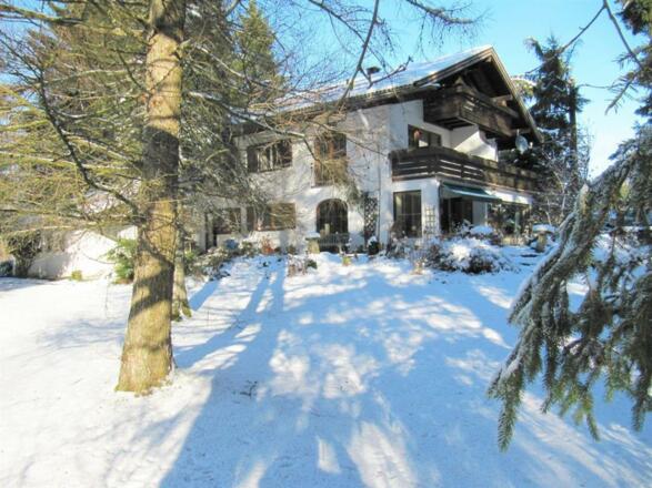 Hausansicht Winter