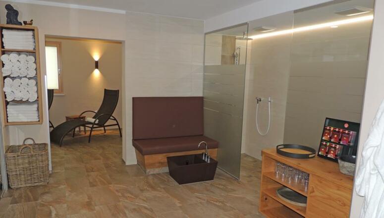 Sauna_Dusche3