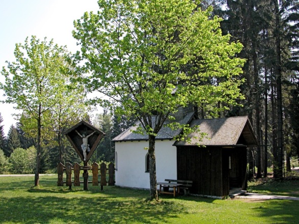 Marienkapelle am Weg nach Maibrunn