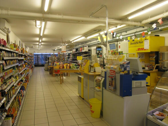 Innenraum Mit  Post  C  Udo  Marin