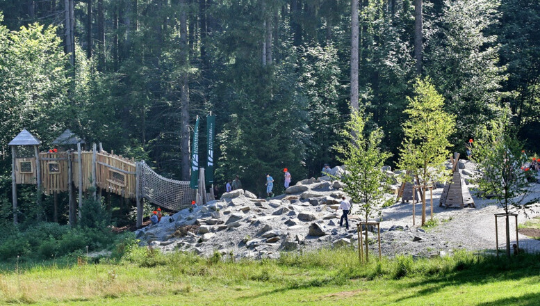 Kinderabenteuerspielplatz im Weltwald Freising