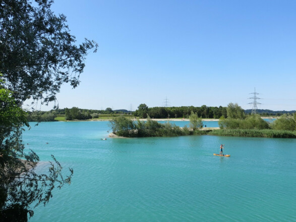 Eching_Hollerner See_Standup Paddling_web_©Günter Lammel_Gemeindearchiv Eching