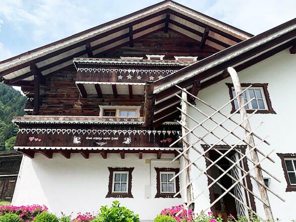 Haus 1