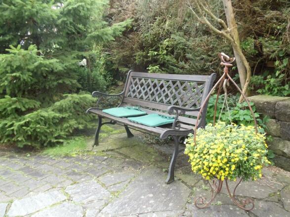 Gemütlich sitzen im Gästehaus Auffenberg