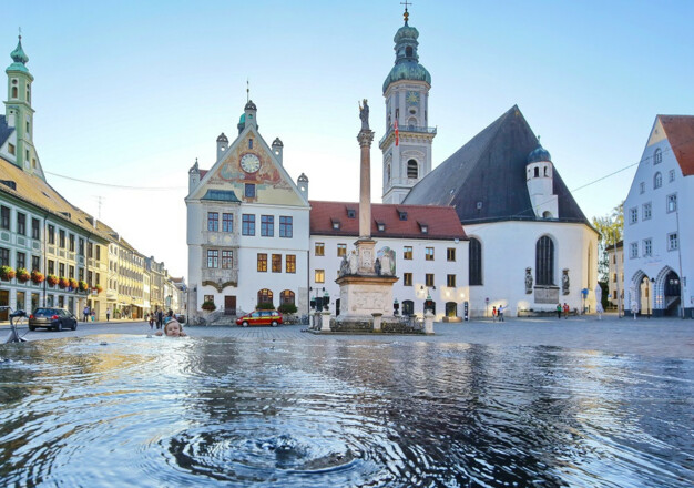 Blick auf die Pfarrkirche St. Georg in Freising