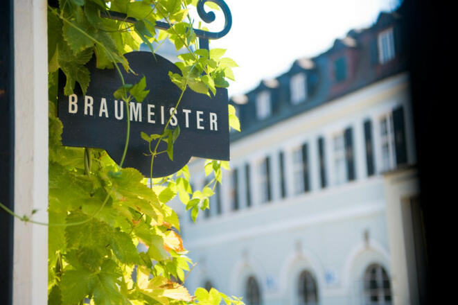 Innenhof der Schlossbrauerei Au-Hallertau