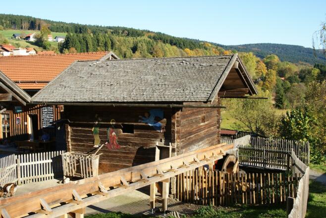 Getreidemühle im Erlebnishof &quot;Alte Mühle&quot; im Kurpark St. Englmar