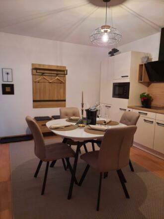 Wohnküche mit Essbereich