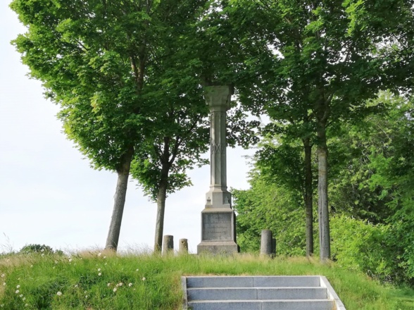 Denkmal an die Schlacht bei Gammelsdorf