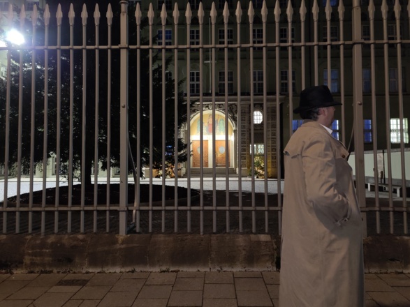 Polizeipräsidium München Löwengrube/Ettstraße bei Nacht