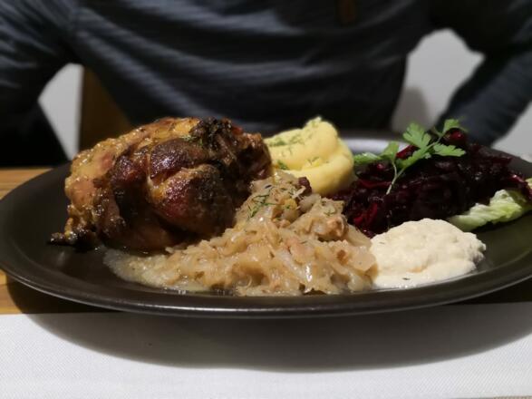 Goscinna Chata_ES (3)