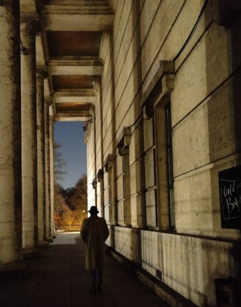 Goldene Bar im Haus der Kunst / P1