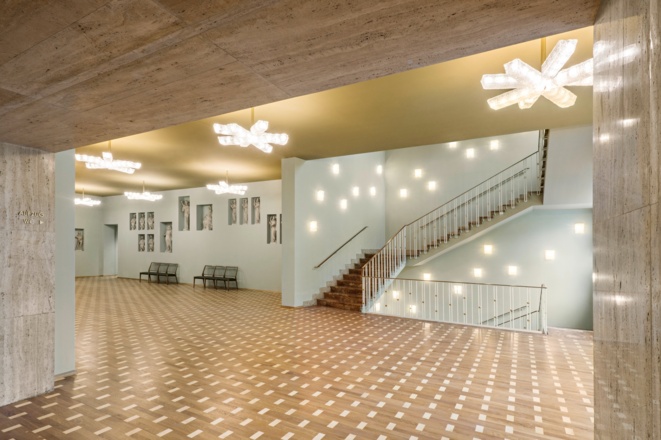 Schauspielhaus Foyer © Herta Hurnaus