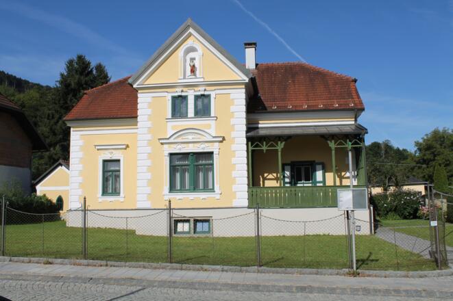 Pfarrhof Wesenufer