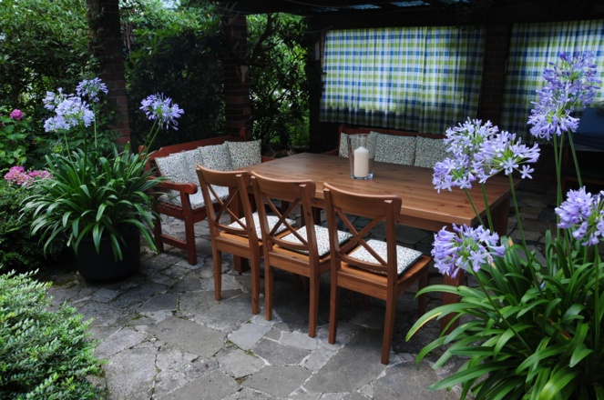 überdachte Terrasse