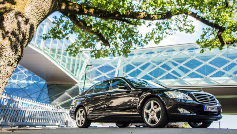 Private Touren mit Mercdes S Klasse für bis zu 3 Personen