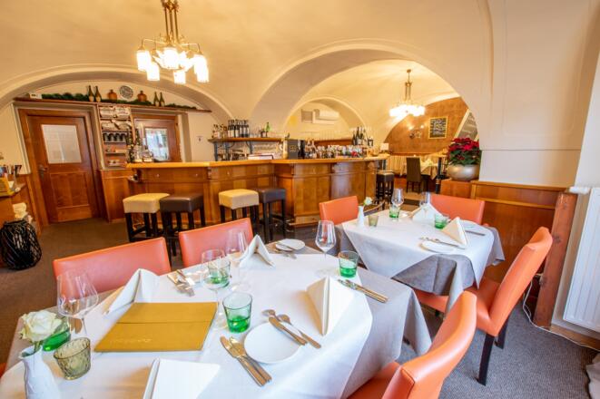 th-588771503-2048x1365