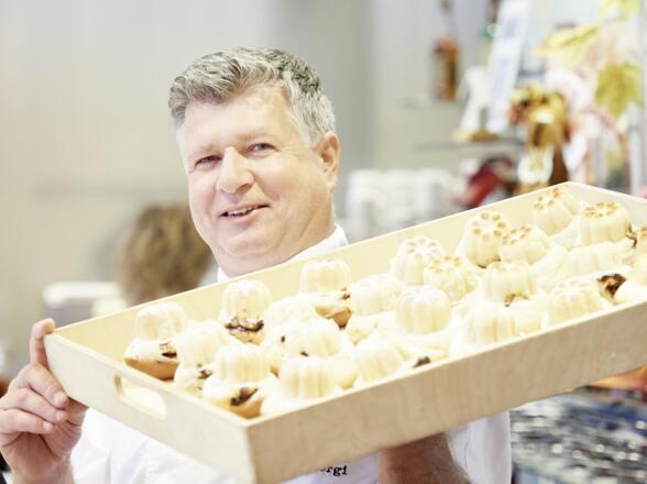 Cafe & Konditorei Schörgi_Grein_151006_384©WGD Donau Oberösterreich Tourismus GmbH-Peter Podpera