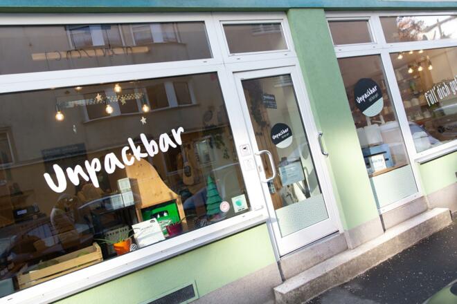 Unpackbar Laden Linz Außenansicht