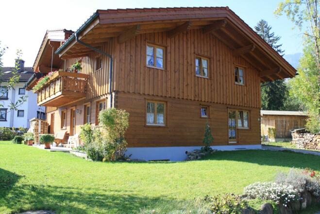 Haus ansicht von der Straße aus