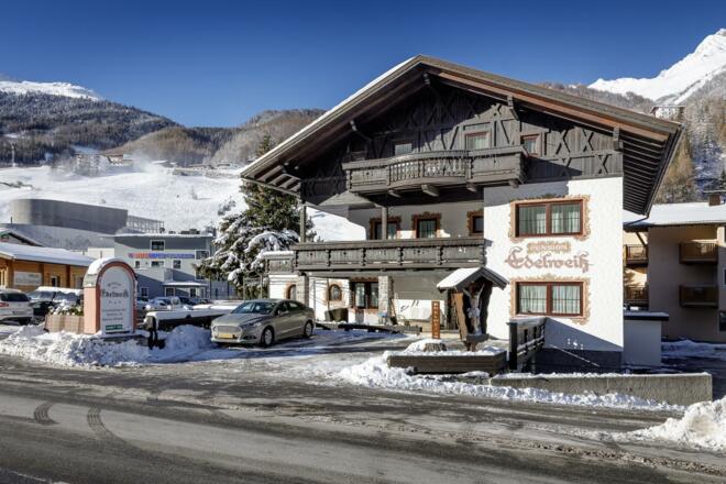 Aussenaufnahme-Winter_PensionEdelweiß_byRudiWyhlid