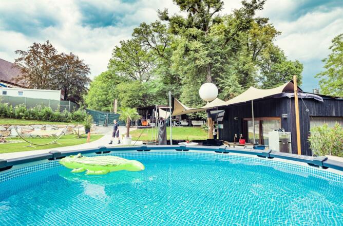 Clam Lodge - Relax Area - Pool