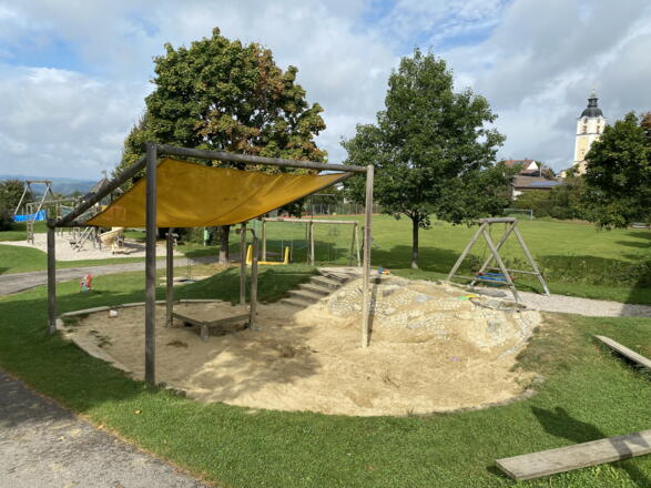 Kinderspielplatz_ Sandplatz