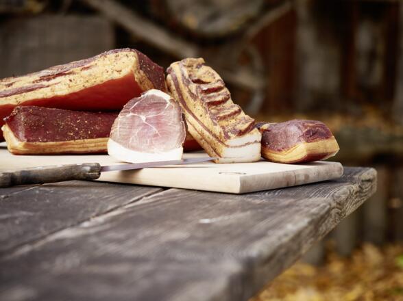 Speck-Alm_Bad Kreuzen_151104_465©WGD Donau Oberösterreich Tourismus GmbH-Peter Podpera