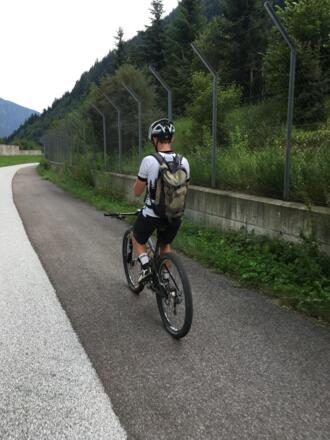 "Streckemachen" auf dem Brennerradweg