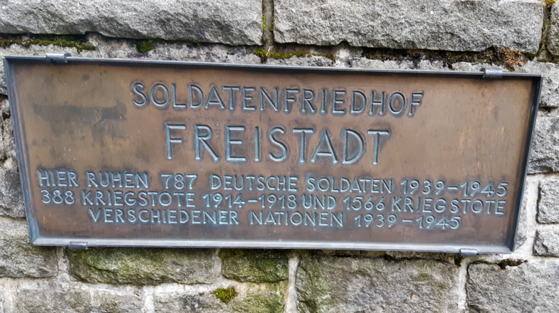 Infotafel Soldatenfriedhof